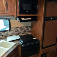 2013 Jayco Jayfeather Ultra Lite 23M Travel Trailer - Image 8