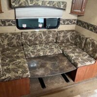 2013 Jayco Jayfeather Ultra Lite 23M Travel Trailer - Image 10