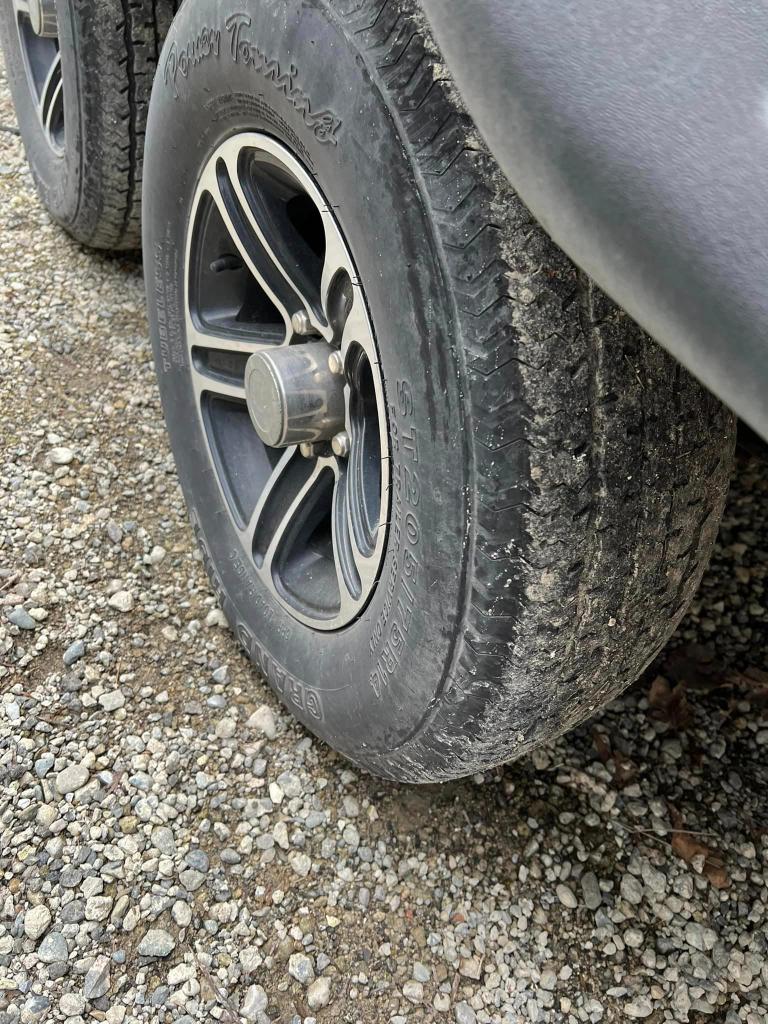 2013 Jayco Jayfeather Ultra Lite 23M Travel Trailer - Image 15