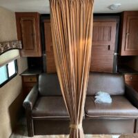 2013 Jayco Jayfeather Ultra Lite 23M Travel Trailer - Image 9