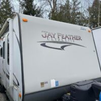 2013 Jayco Jayfeather Ultra Lite 23M Travel Trailer - Image 4