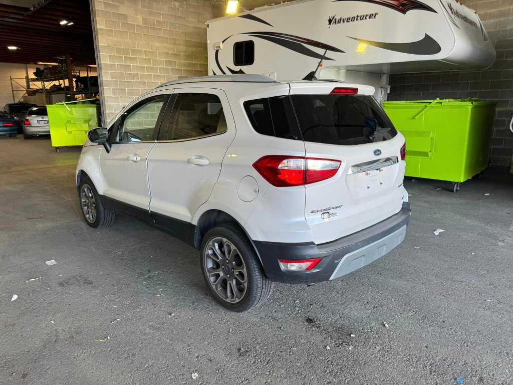 2019 Ford EcoSport Titanium AWD - Image 5