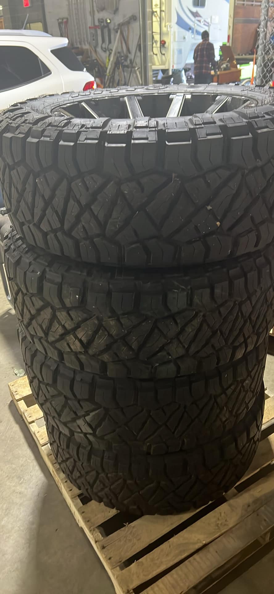 Ridge Grappler 35x12.50R20LT Tires - Image 6