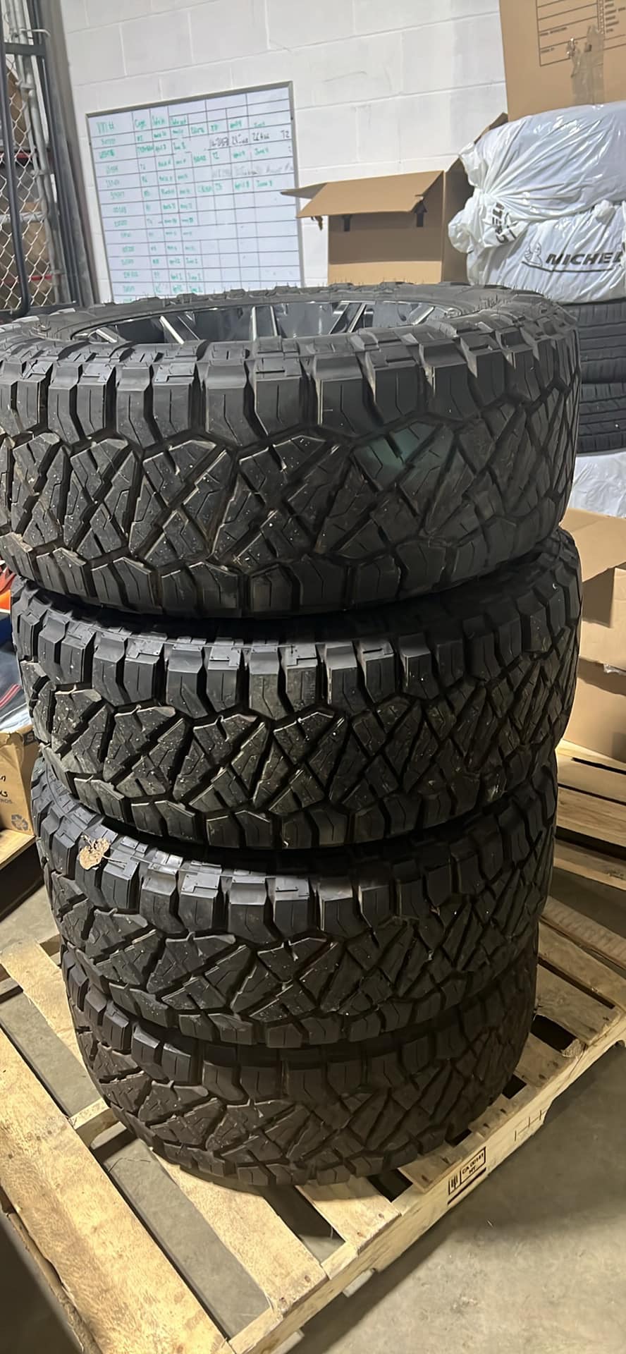 Ridge Grappler 35x12.50R20LT Tires - Image 3