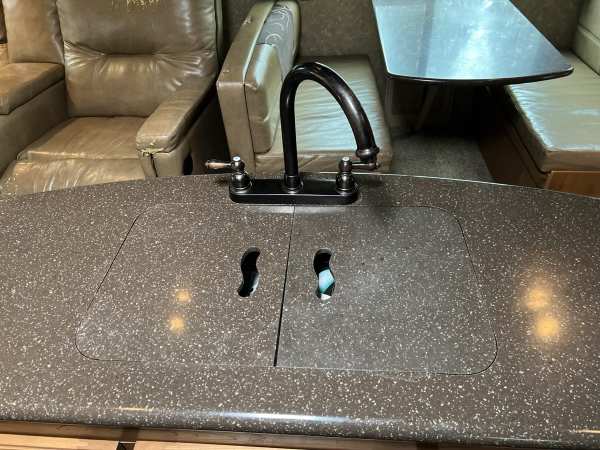 2015 Crossroad Sunset 32RL - Image 14