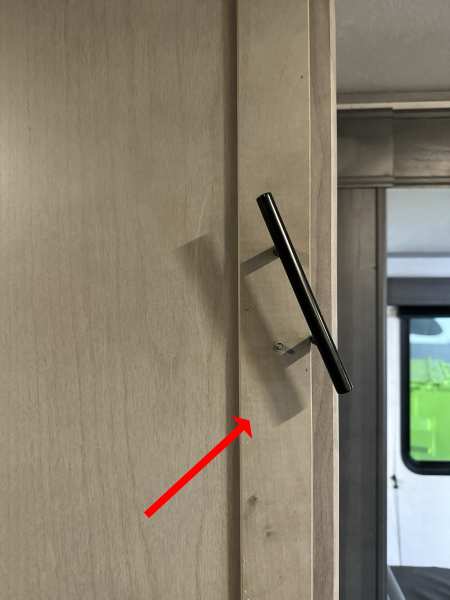 2022 Coleman Lantern 295 Travel Trailer - Image 32