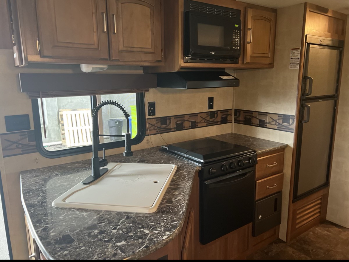 2014 Keystone Springdale 303BHSSR 30 - Image 15