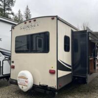 2015 Crossroad Sunset 32RL - Image 8