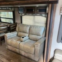 2017 Keystone Cougar 33MLS Travel Trailer - Image 13
