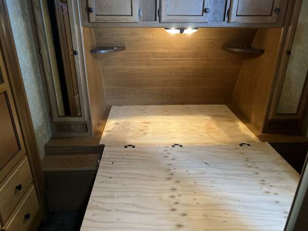 2015 Crossroad Sunset 32RL - Image 18