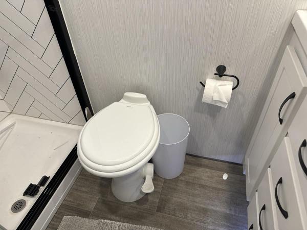 2022 Forest River Cedar Creek 345IK Fifth Wheel - Image 31