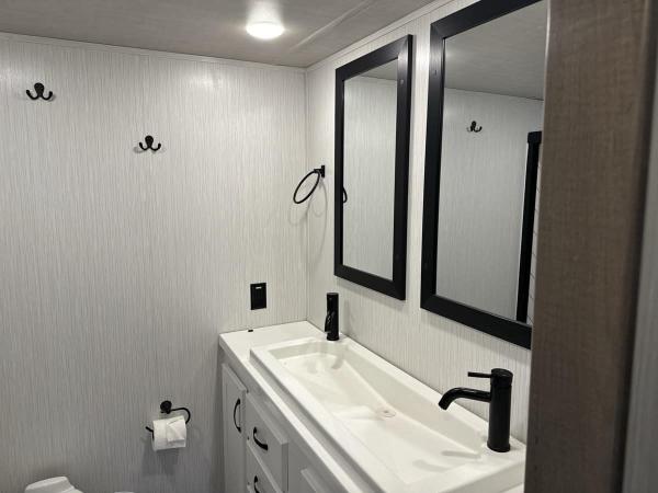 2022 Forest River Cedar Creek 345IK Fifth Wheel - Image 30