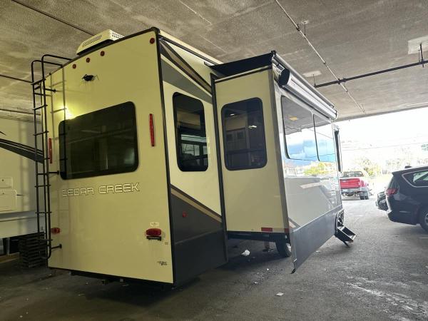 2022 Forest River Cedar Creek 345IK Fifth Wheel - Image 7