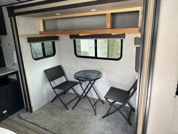 2019 Forest River Surveyor 200MBLE - Image 12