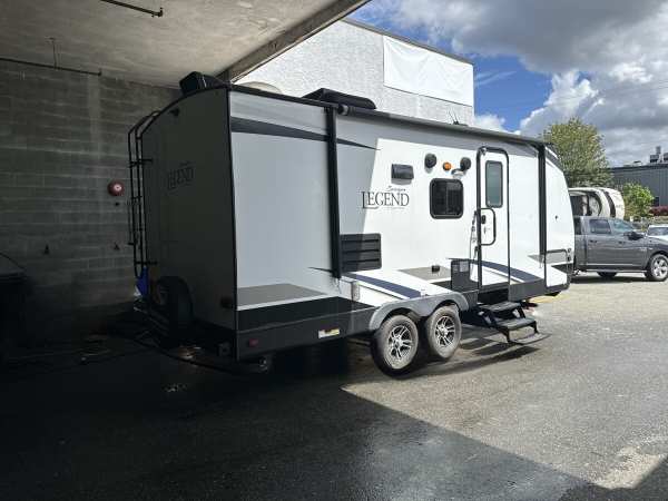 2019 Forest River Surveyor 200MBLE - Image 6