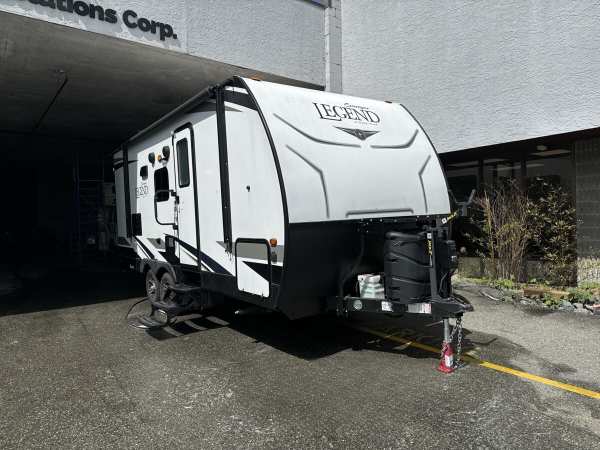 2019 Forest River Surveyor 200MBLE - Image 4