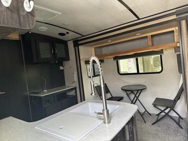 2019 Forest River Surveyor 200MBLE - Image 9