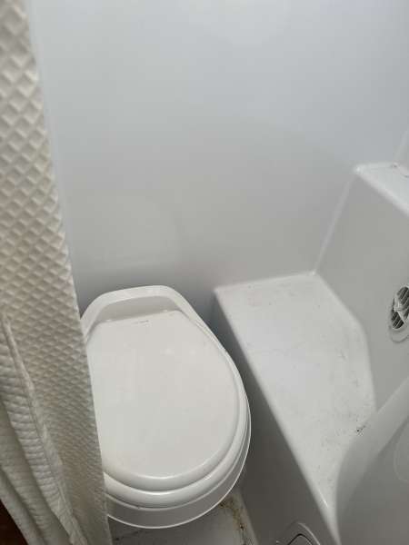 2014 Adventurer LP Camper 86SBS - Image 14