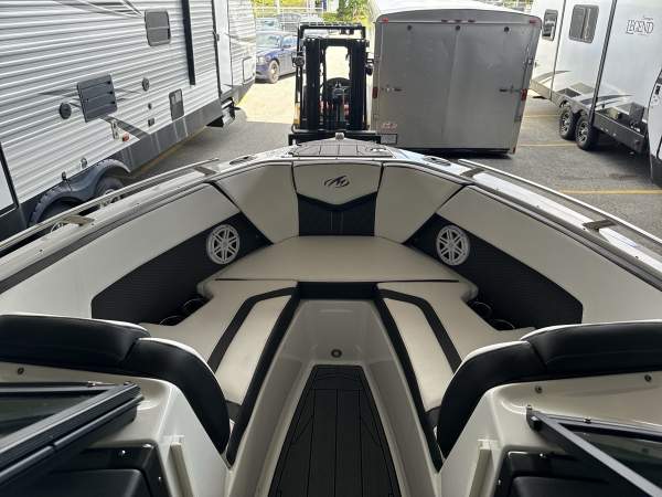 2023 Monterey 238SS Bowrider - Image 8