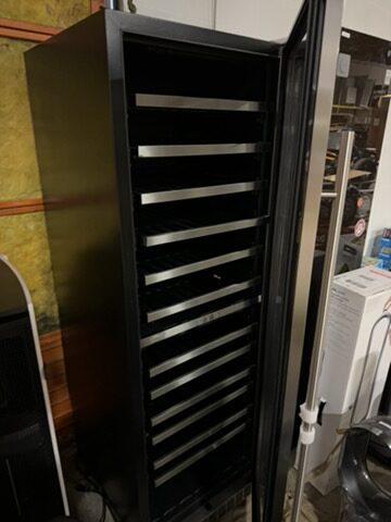 24" Silhouette Wine Cooler 129 Bottles - Image 6