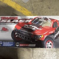 Traxxas Slash 1/10 RC Car - Image 2