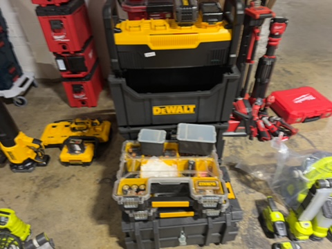 Assorted Dewalt Items Lot 2