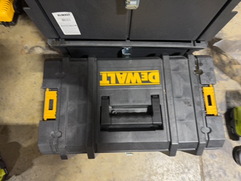 Assorted Dewalt Items Lot 2 - Image 7