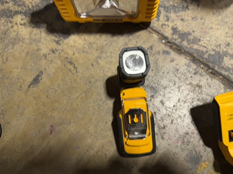 Assorted Dewalt Items Lot 3 - Image 4