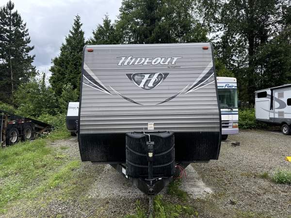 2017 Keystone Hideout 24BHS - Image 3
