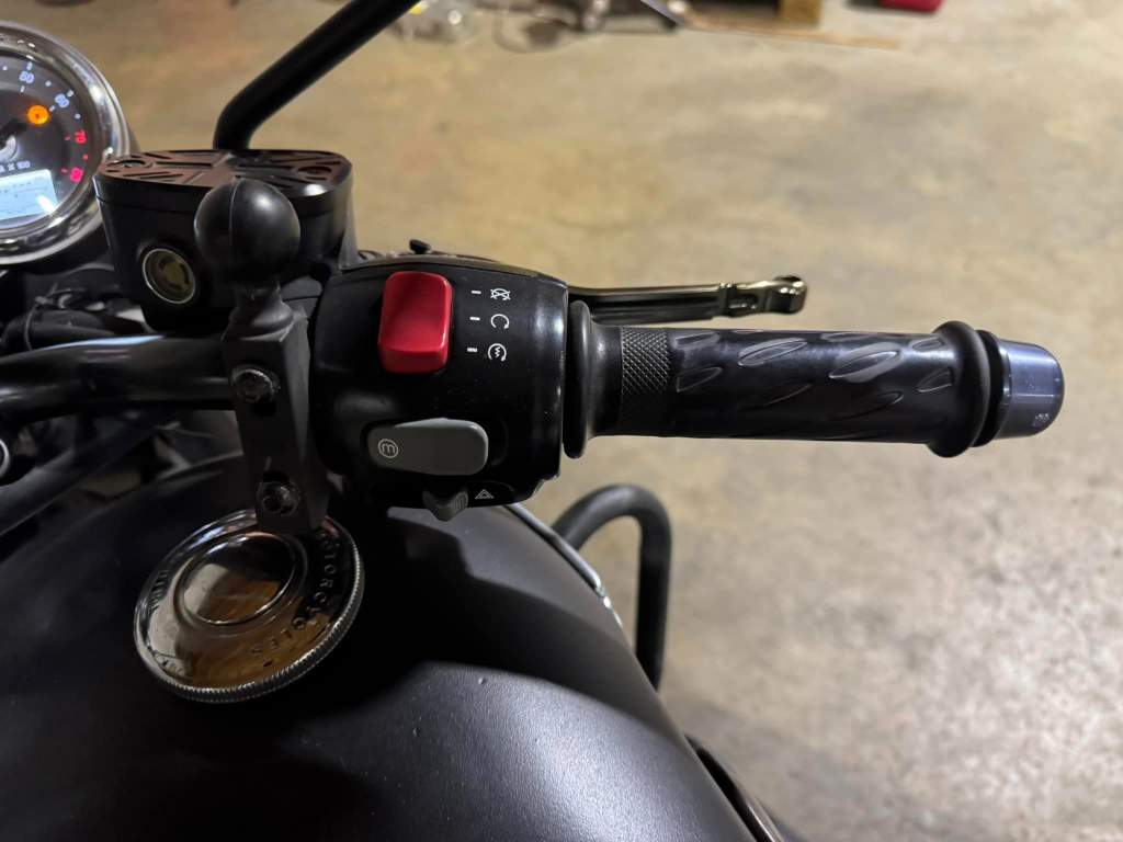 2019 Triumph Motorcycle Bonneville T120 - Image 6