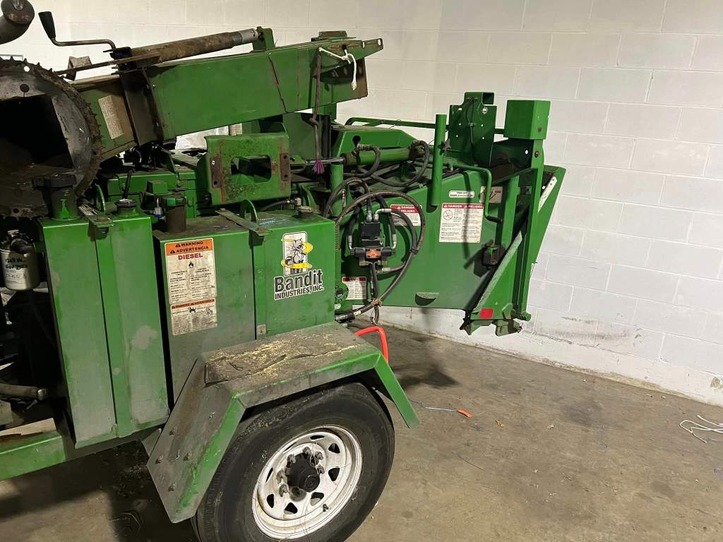 2015 Bandit 990 XP - Image 3