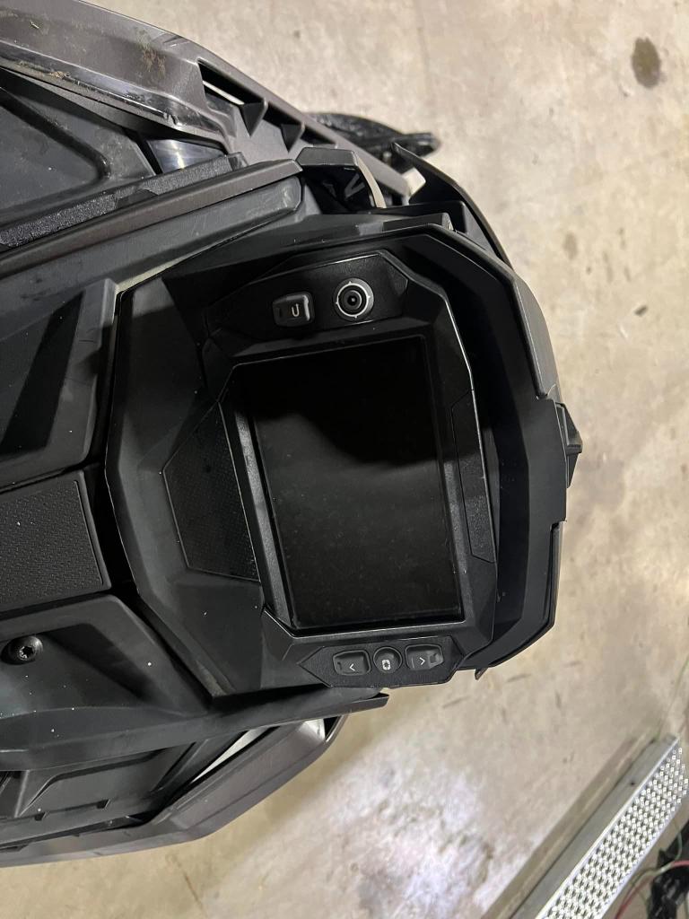 2022 Polaris Snowmobile Boost RMK Slash 165 - Image 14