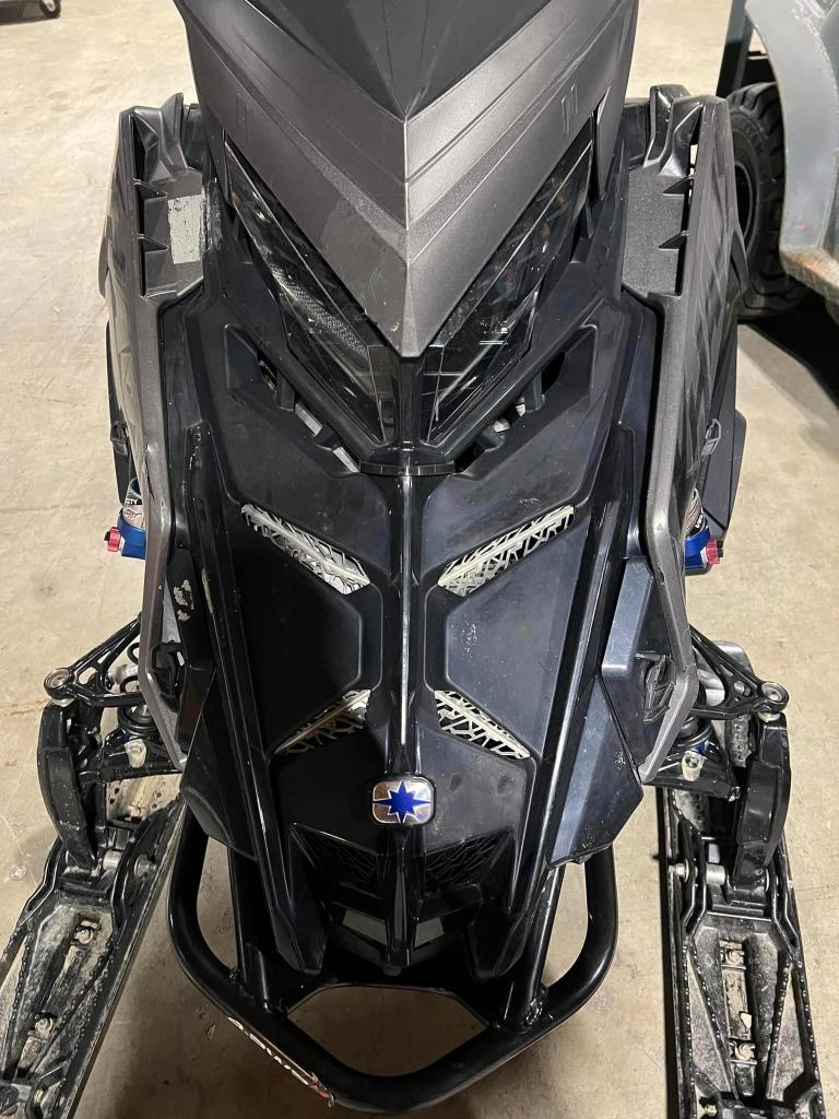 2022 Polaris Snowmobile Boost RMK Slash 165 - Image 8