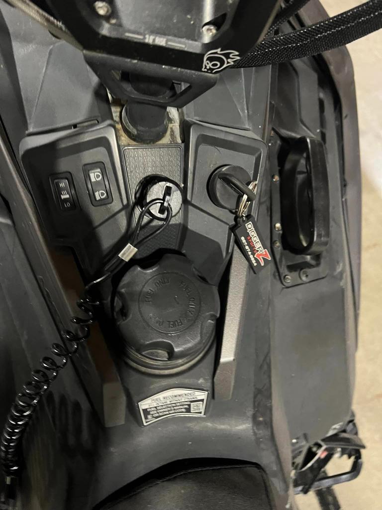 2022 Polaris Snowmobile Boost RMK Slash 165 - Image 10