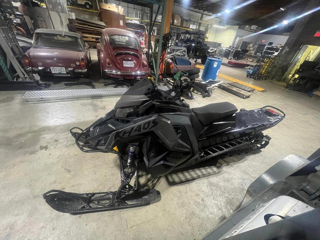 2022 Polaris Snowmobile Boost RMK Slash 165 - Image 7