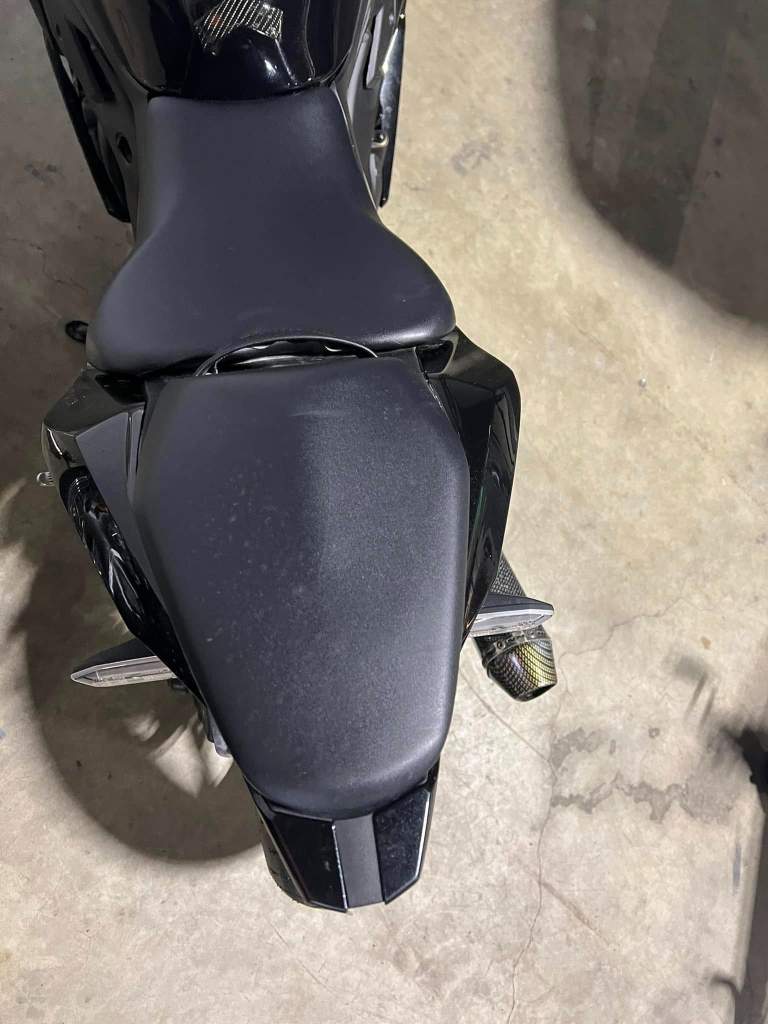 2023 Kawasaki Ninja ZX-4R - Image 8