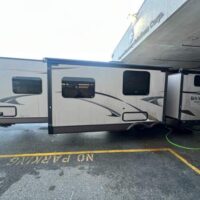 2013 Rockwood Signature Ultra 8312SS - Image 5