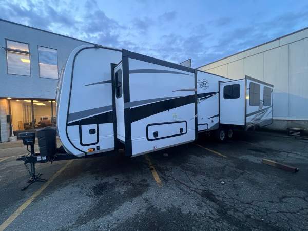 2022 Highland Ridge Open Range 322RLS - Image 3