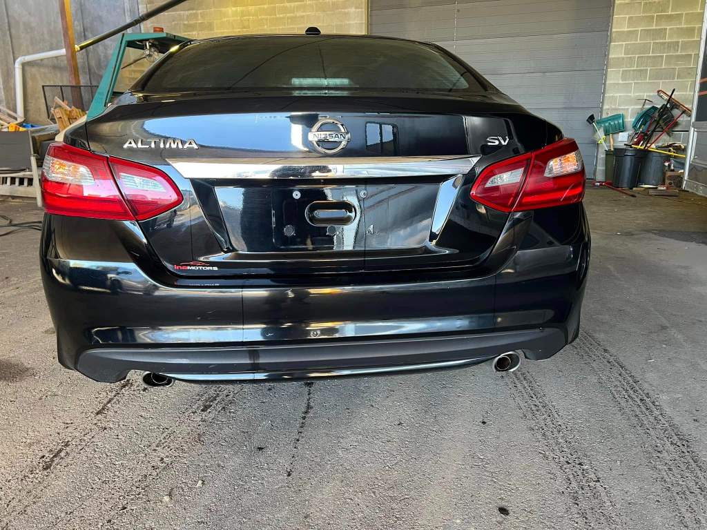 2018 Nissan Altima SV - Image 7