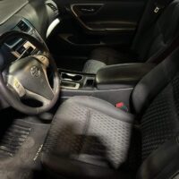 2018 Nissan Altima SV - Image 12
