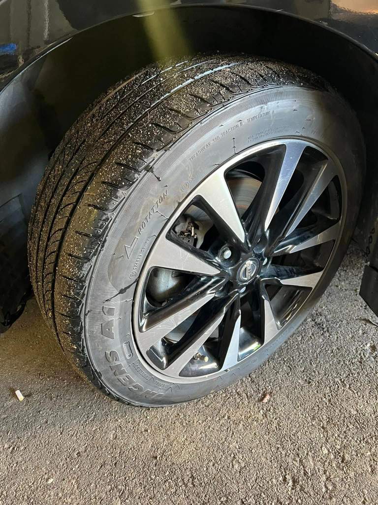 2018 Nissan Altima SV - Image 18