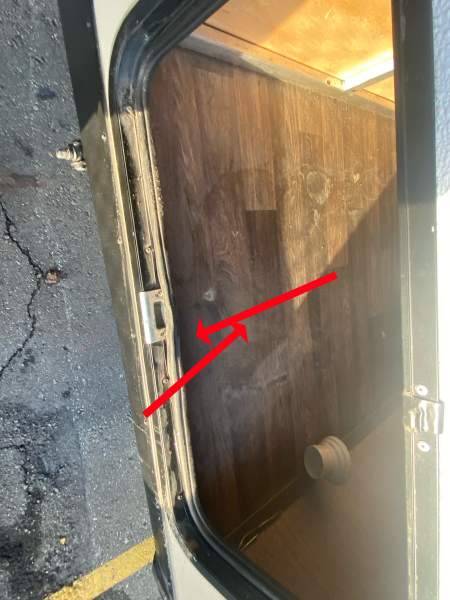 2017 Keystone Premier 19FBR - Image 32