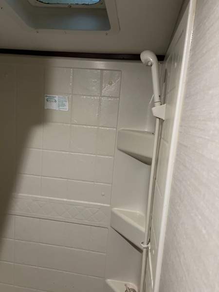 2017 Keystone Premier 19FBR - Image 19