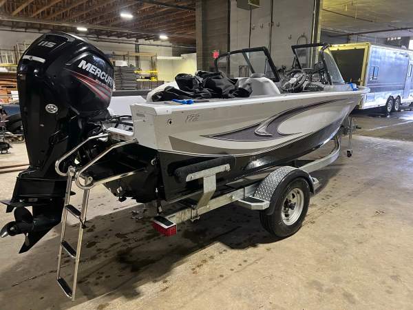 2018 Smoker Craft 172 Ultima LE - Image 6