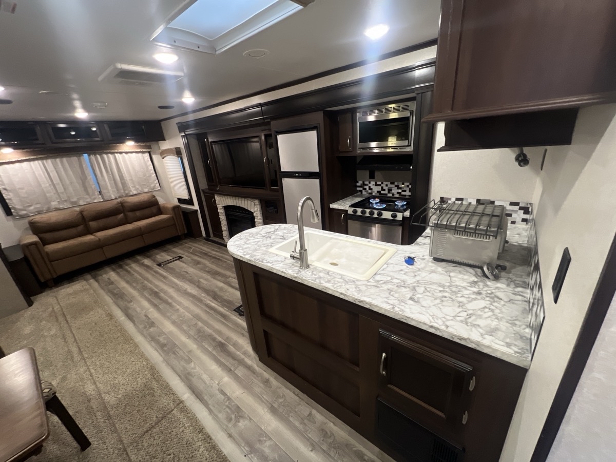 2018 Jayco Jayflight 20720B - Image 21