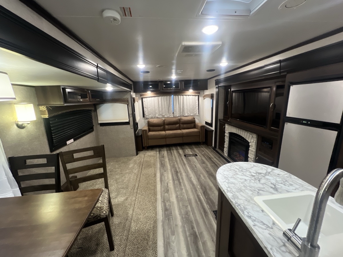 2018 Jayco Jayflight 20720B - Image 24