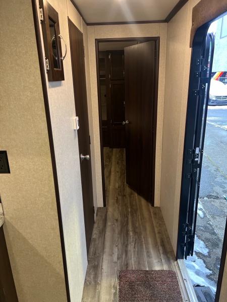 2018 Jayco Jayflight 20720B - Image 30