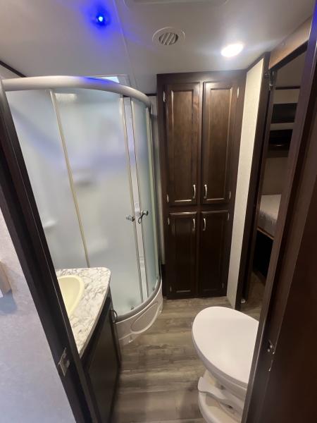 2018 Jayco Jayflight 20720B - Image 26