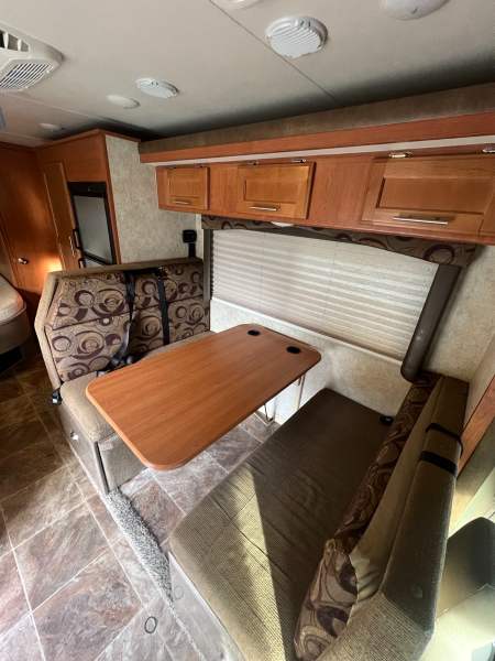 2017 Alpine Adventure 24DS - Image 13