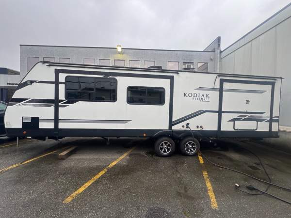 2020 Dutchmen Kodiak FKDS20 - Image 3